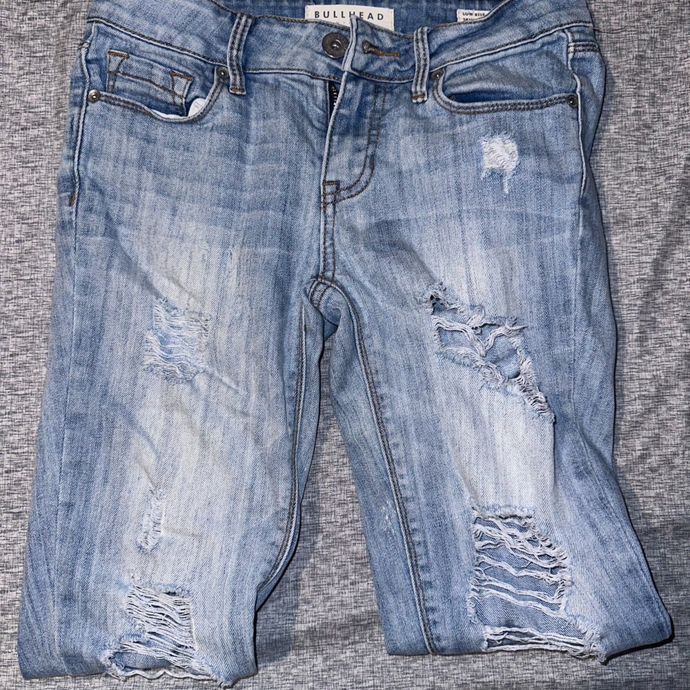Bullhead Light Blue Distressed Jeans